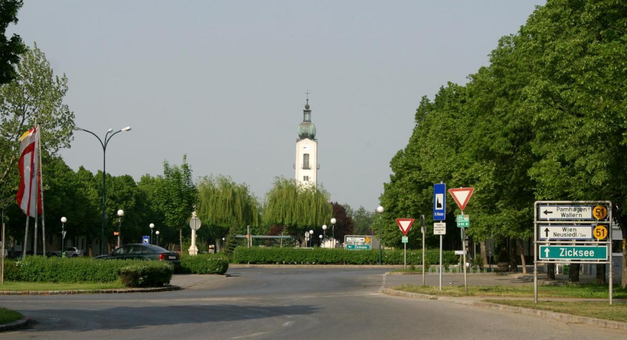 Pension Lang Sankt Andrä bei Frauenkirchen Dış mekan fotoğraf